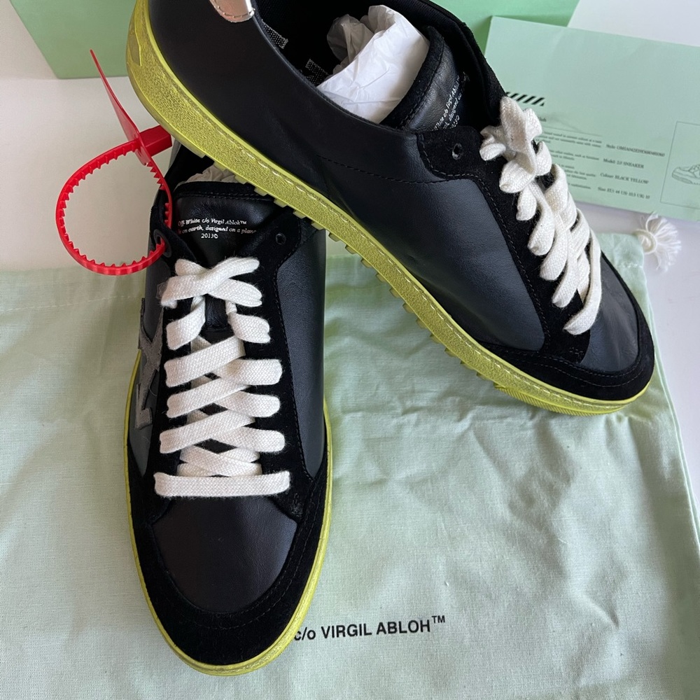 Off-white 2.0 leather low trainers